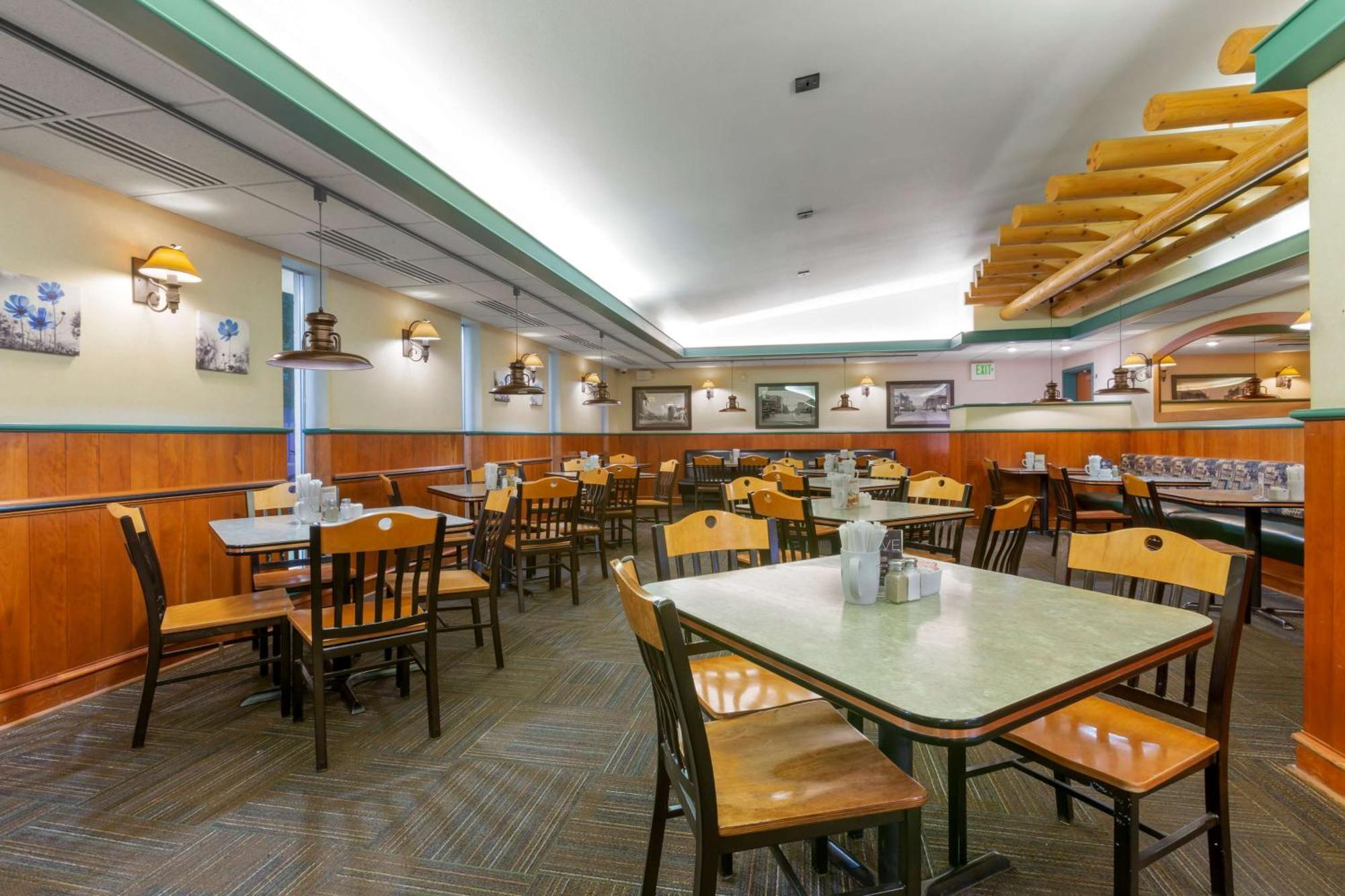 Best Western Plus Clocktower Inn Billings Exterior photo