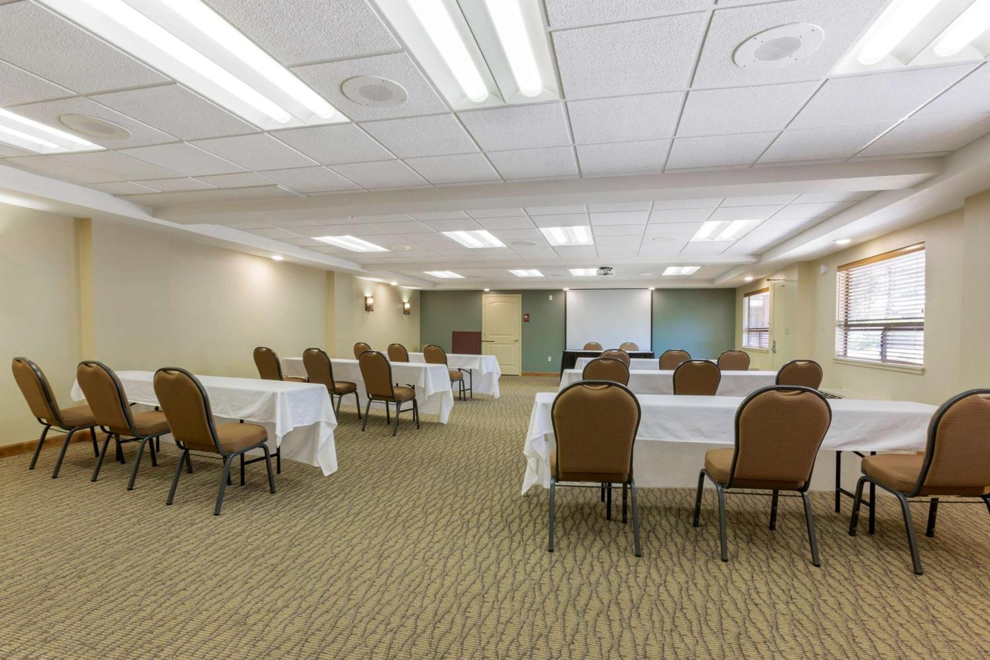 Best Western Plus Clocktower Inn Billings Exterior photo